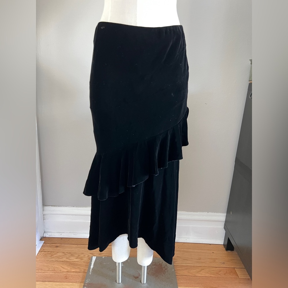 Ralph Lauren Black Velvet Skirt - size 2